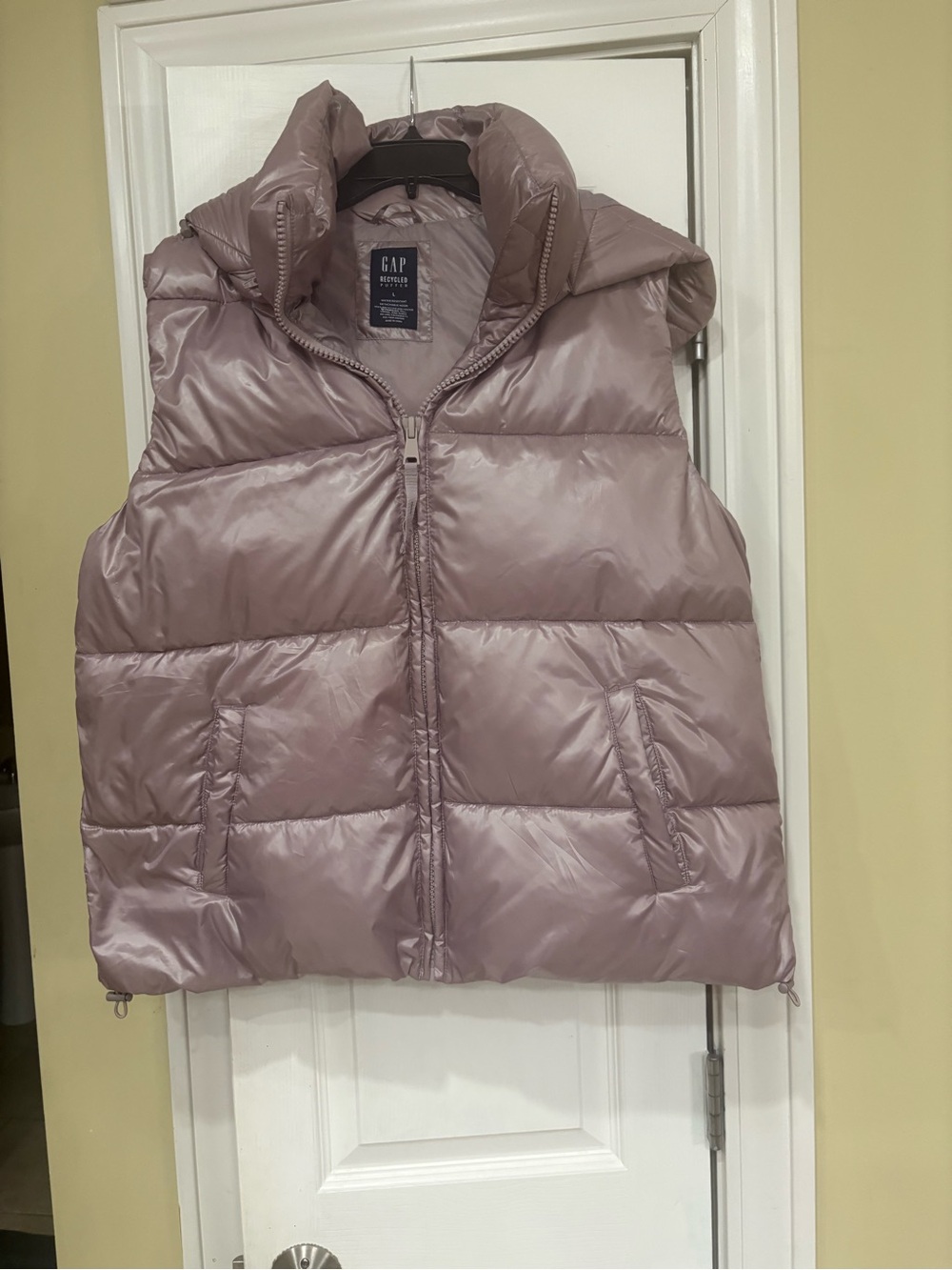 GAP Mauve Shiny Puffer Vest